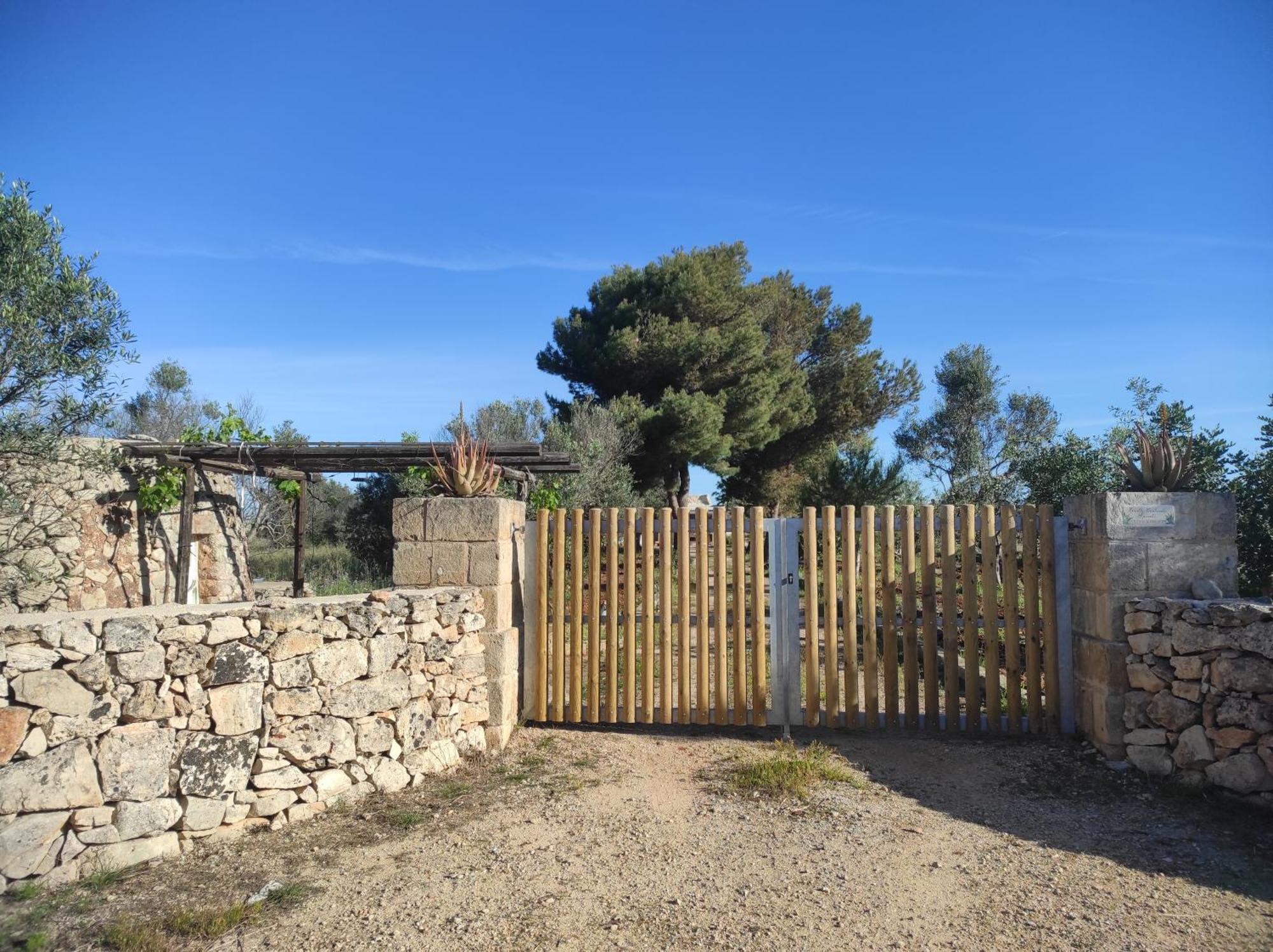 Trullo Contrada Specchi Apartment Racale Exterior photo